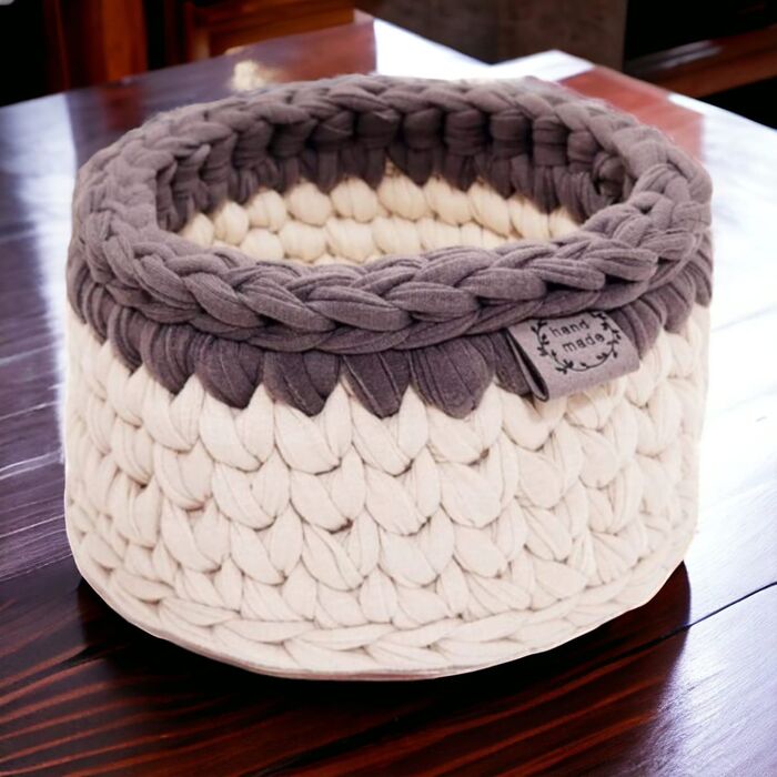 סדנה פרונטלית לסלסלה עם תחתית סרוגה