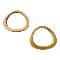 זוג ידיות עץ בצבע חום