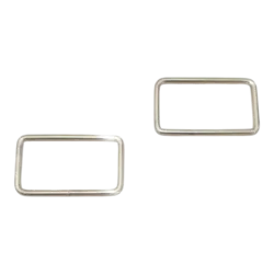 זוג ידיות מתכת בצורה מלבנית בצבע זהב